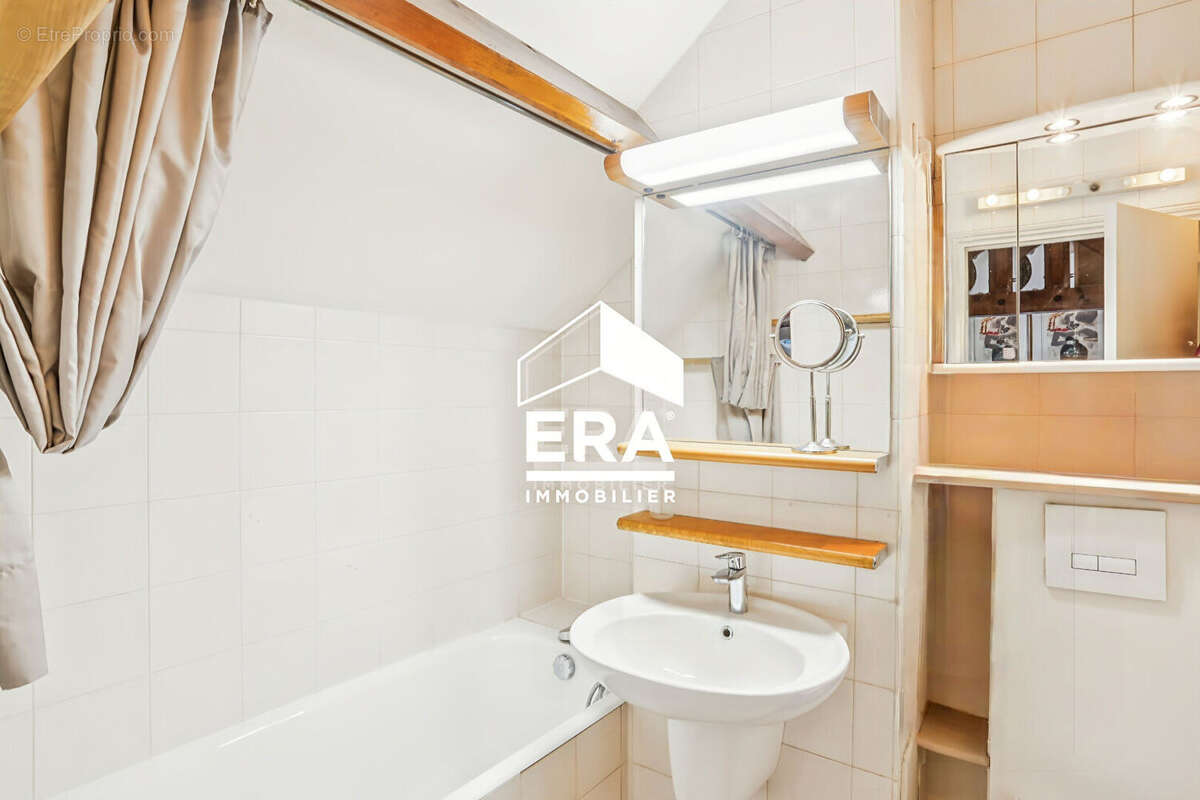 Appartement à PARIS-5E