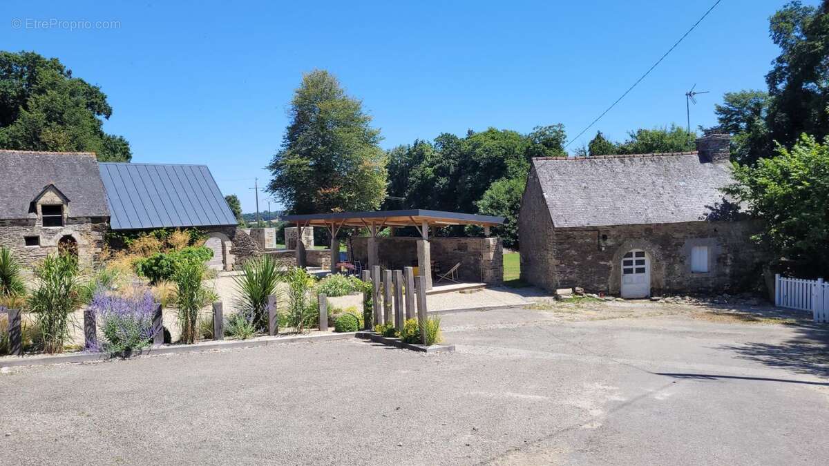 Maison à LE HAUT-CORLAY