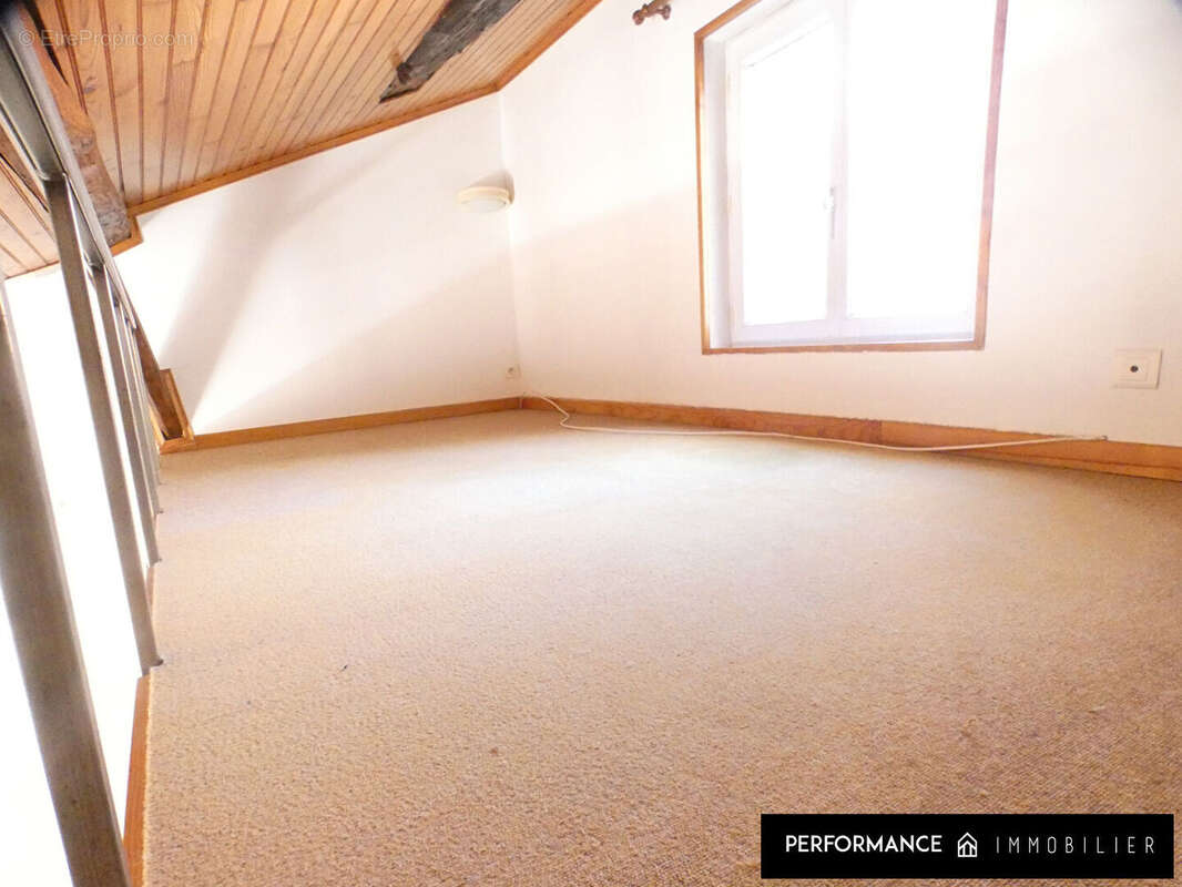 Appartement lumineux Toul 2 pièce(s) 74 m2 - photo 9