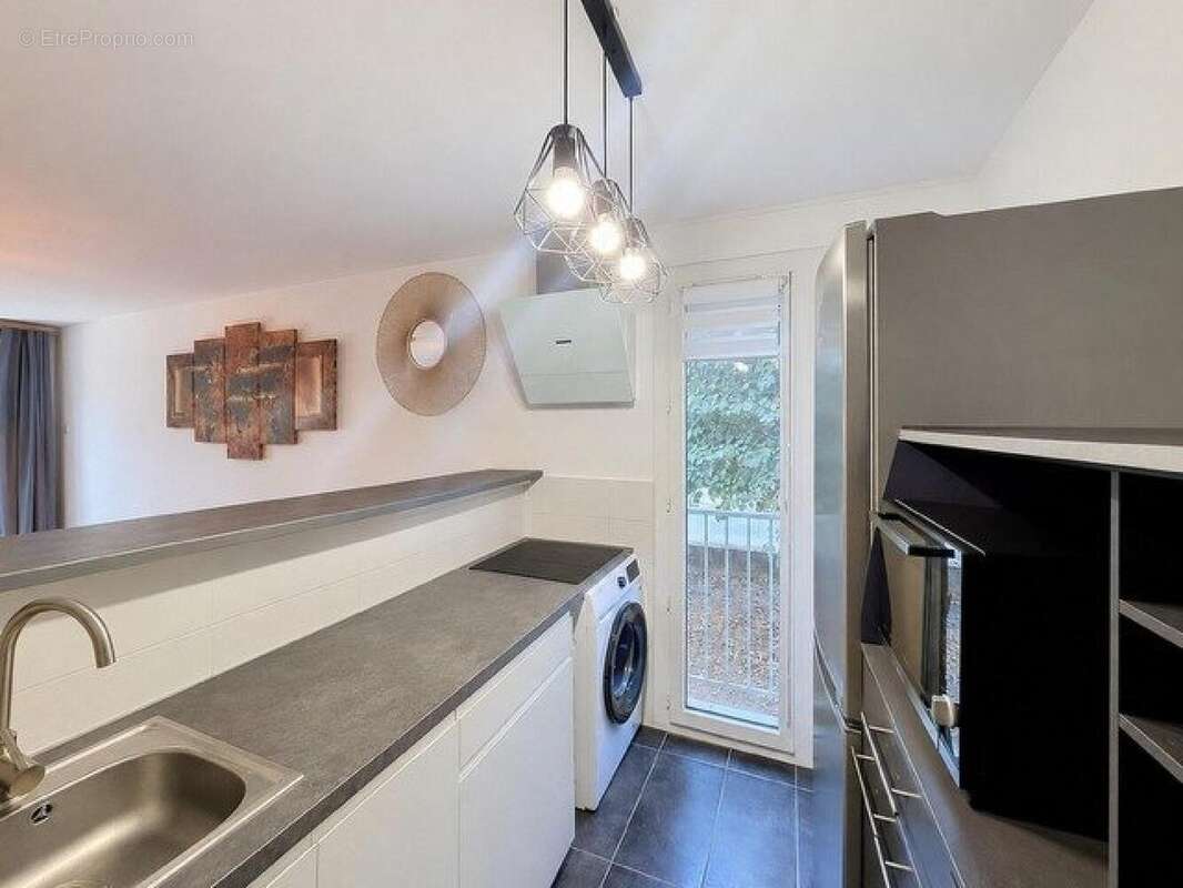 Photo 3 - Appartement à SIX-FOURS-LES-PLAGES