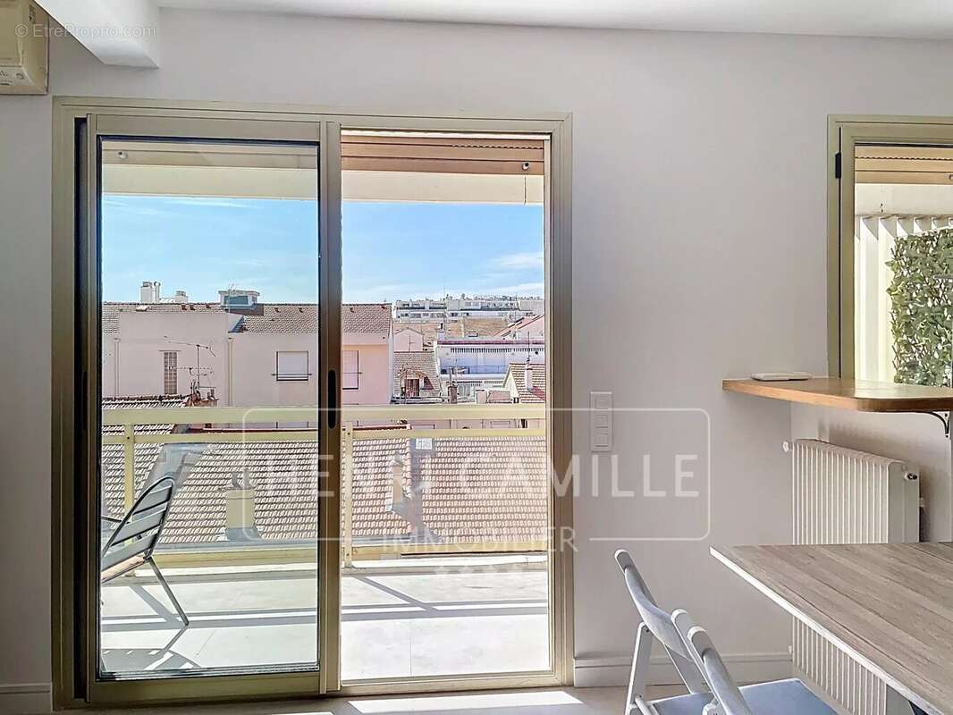 Appartement à CANNES