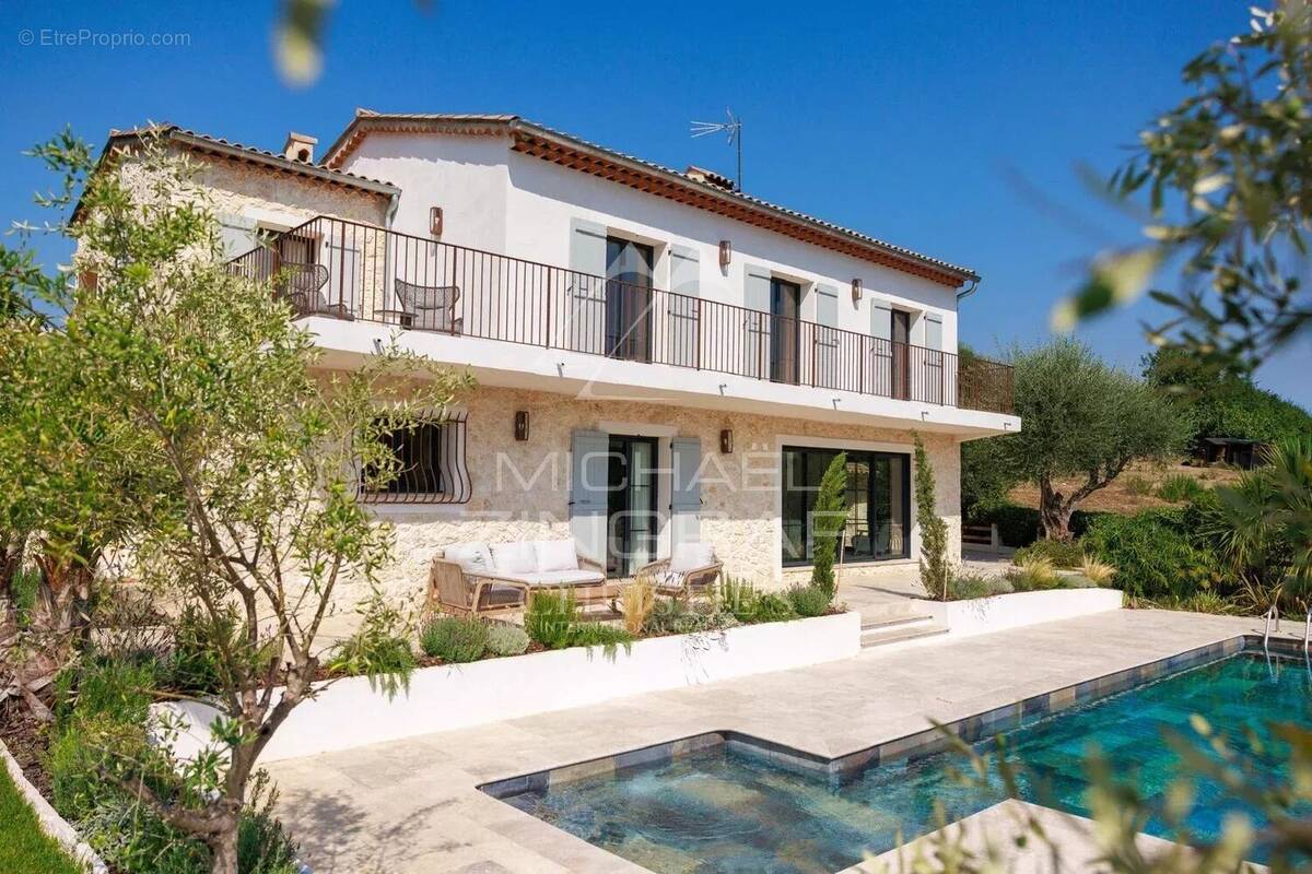 Maison à LA COLLE-SUR-LOUP