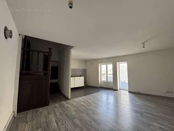 Appartement T4 au 2éme étage - photo 6