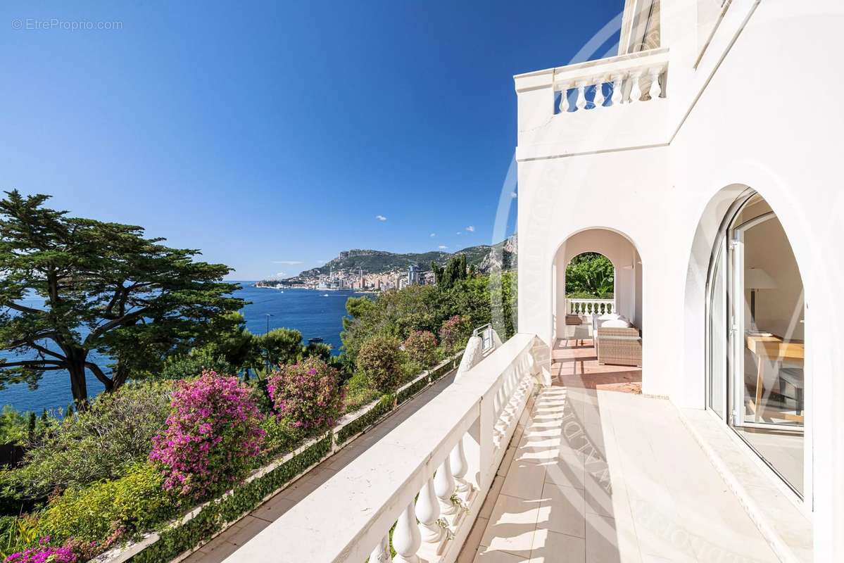 Maison à ROQUEBRUNE-CAP-MARTIN