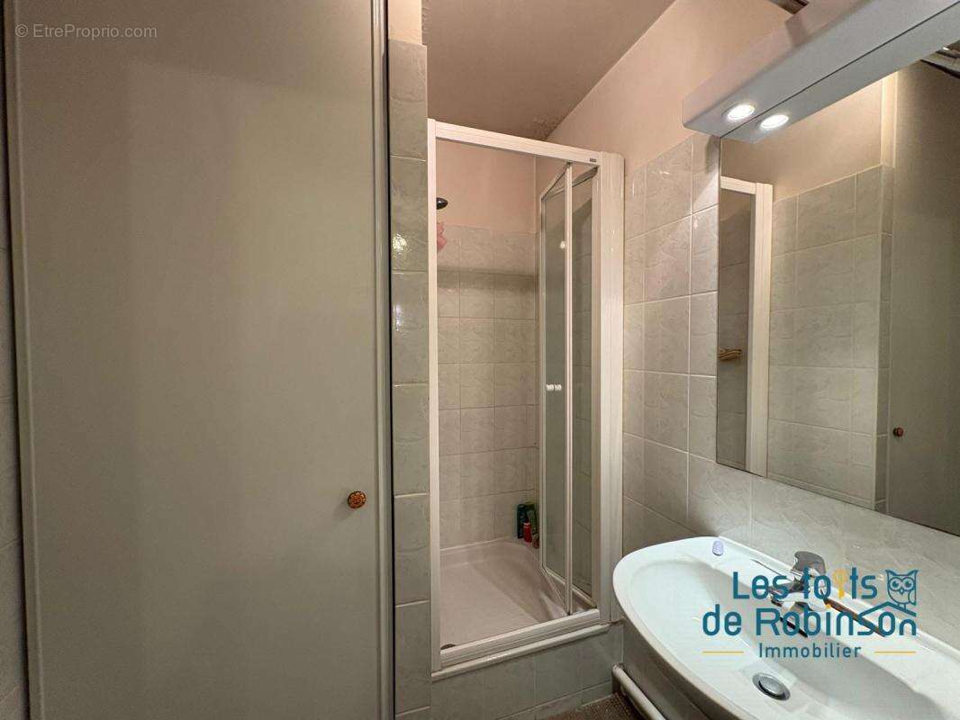 Appartement à LE PLESSIS-ROBINSON