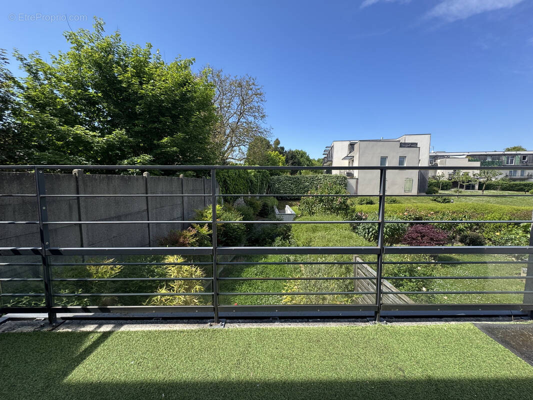Appartement VENDU LOUE  de 2 pièces de 40 m2 habitable environ avec balcon et garage - photo 7
