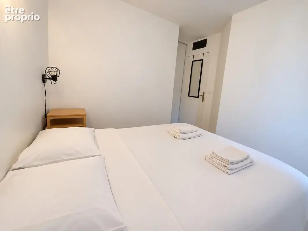 Cannes proche banane rare  ! t2 28 m2 refait à neuf étage élevé piscine gardien - photo 7