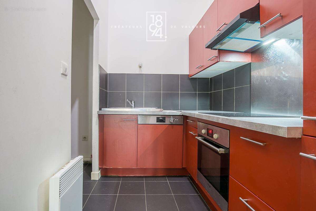 Appartement à MARSEILLE-2E