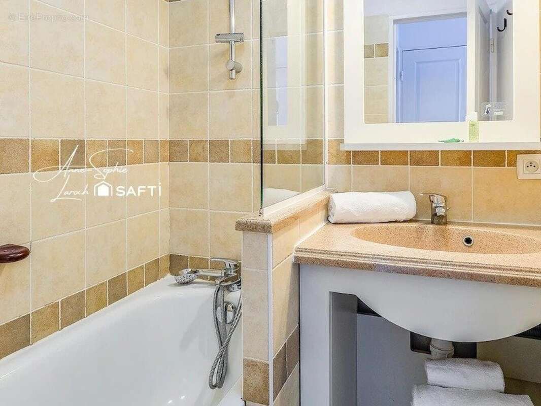 Photo 4 - Appartement à GROSPIERRES