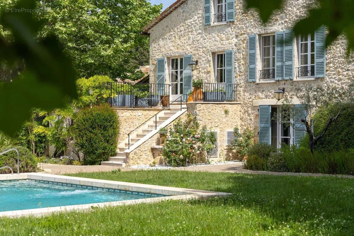 Maison à FAYENCE