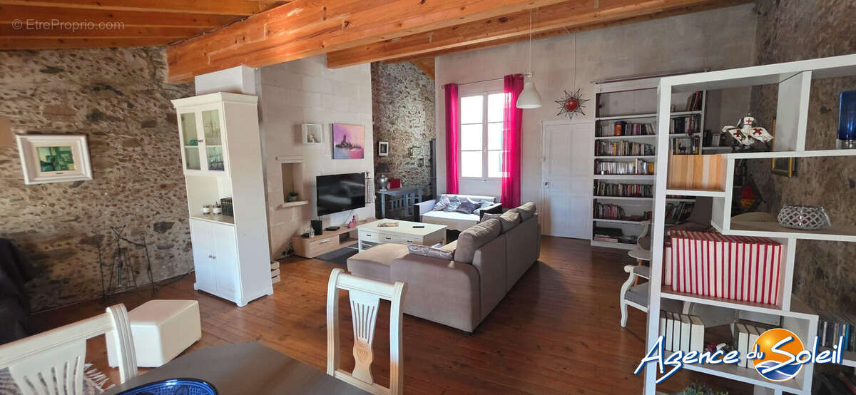 Maison à LATOUR-DE-FRANCE