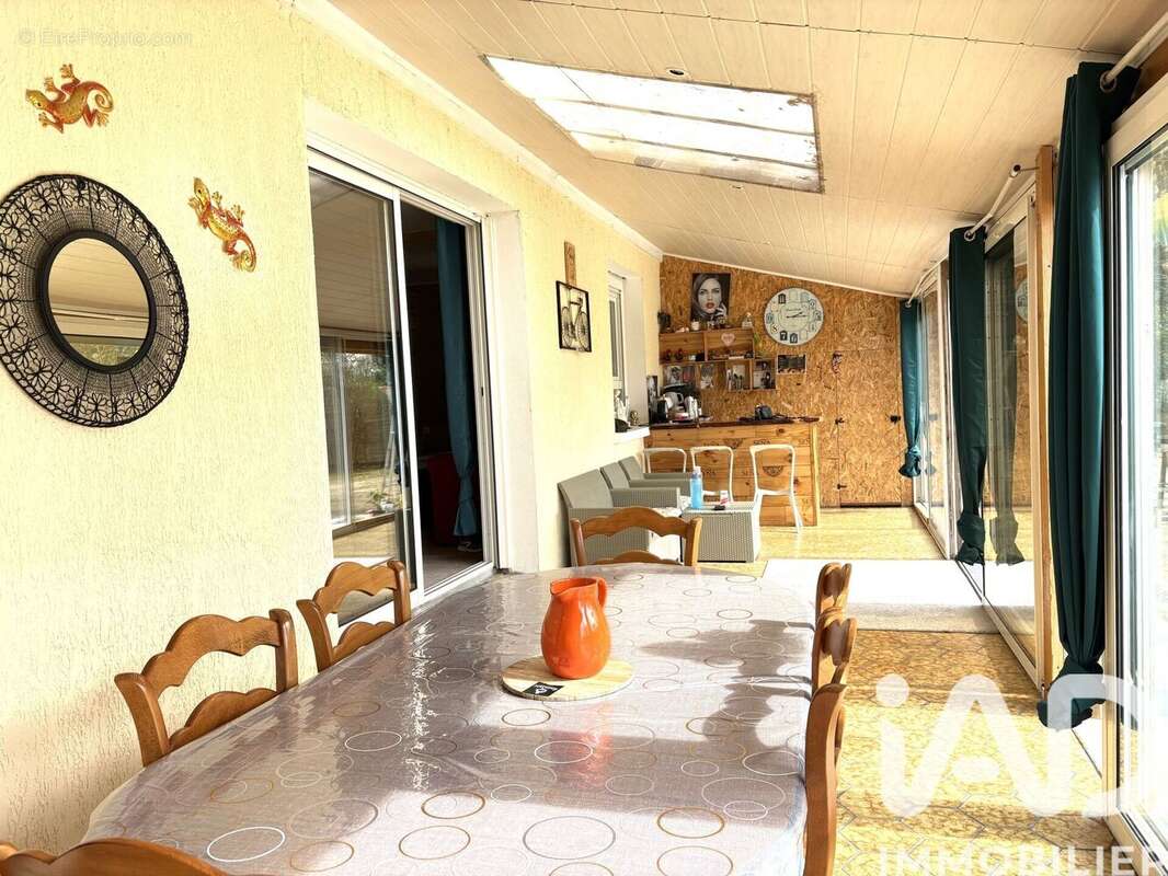 Maison 140 m² à Polignac  - photo 3