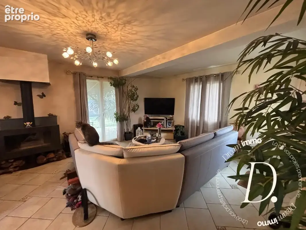 Maison 5 pièces 99 m² à vendre à Civieres (27630) - photo 3