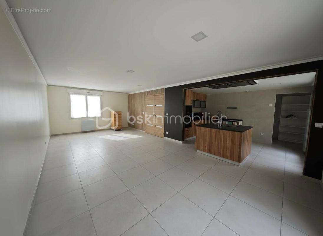 Maison à SAINT-WITZ