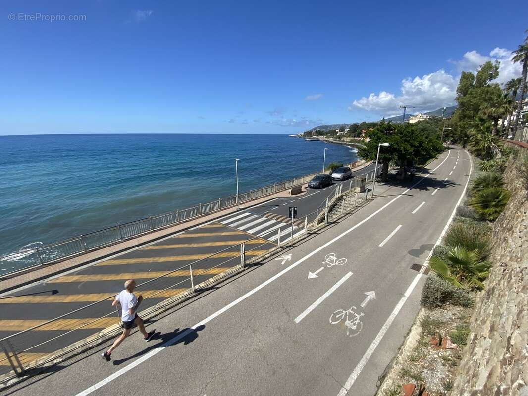 Appartement à MENTON
