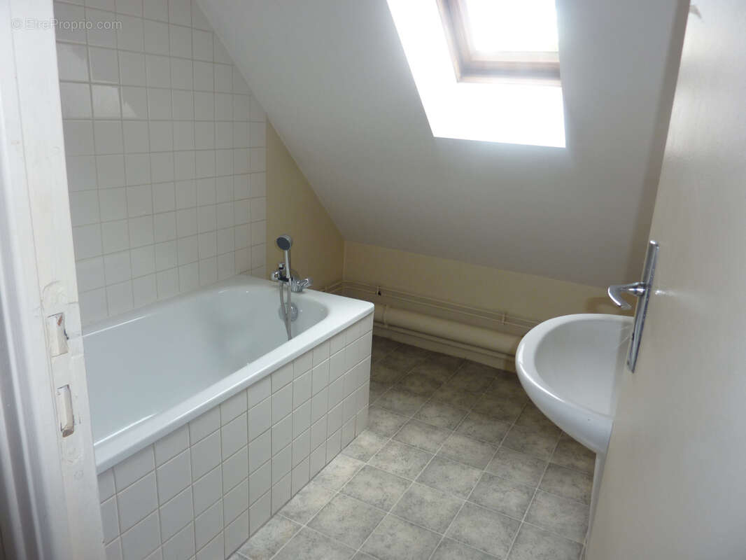 Maison à MONTMORILLON