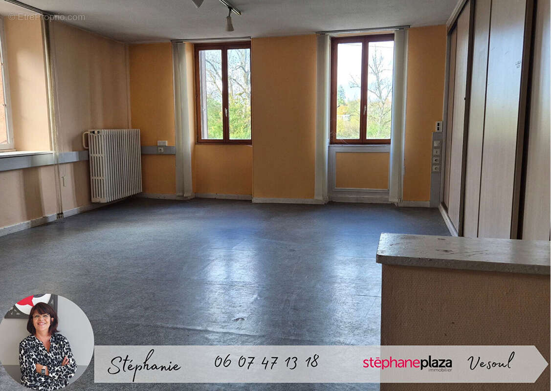 Appartement à PORT-SUR-SAONE