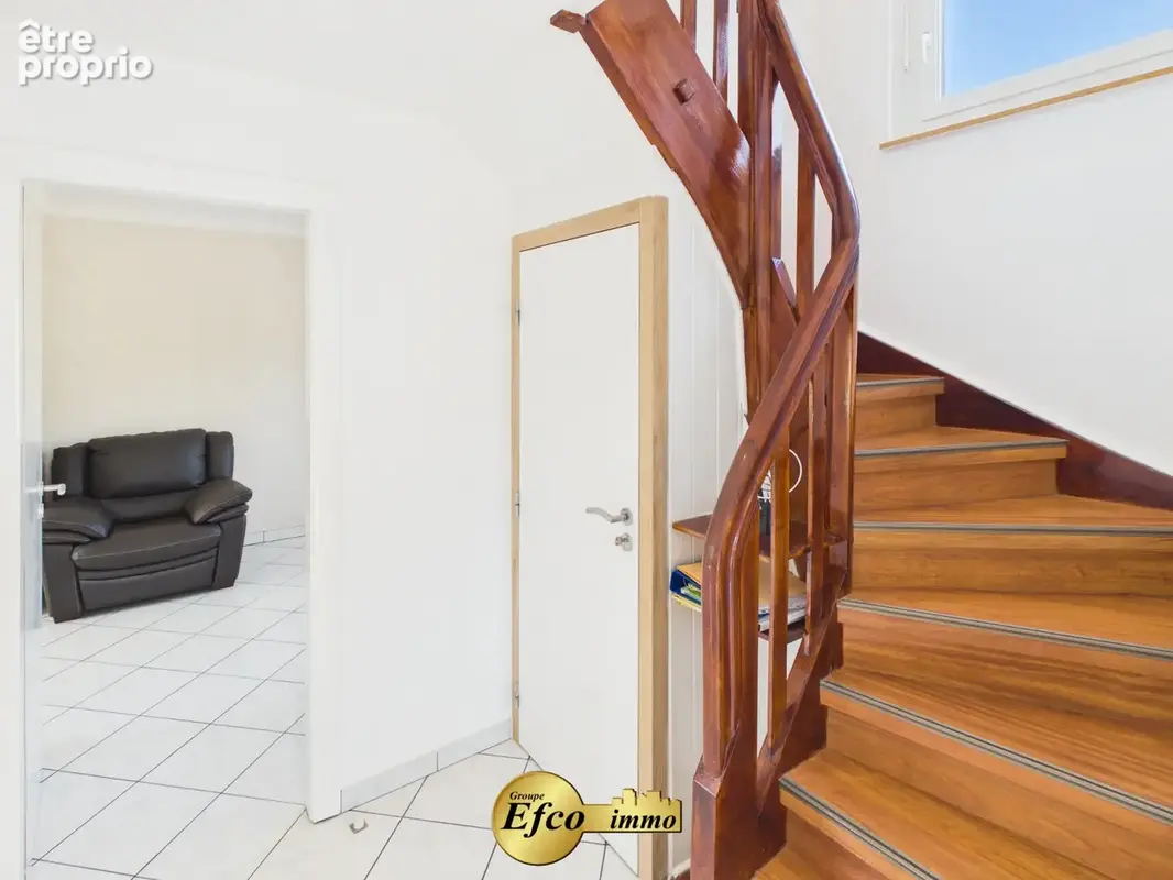 Maison 5 pièces accolée d'un coté   3 chambres   Jardin   Sous-sol et 2 garages   Kingersheim - photo 6