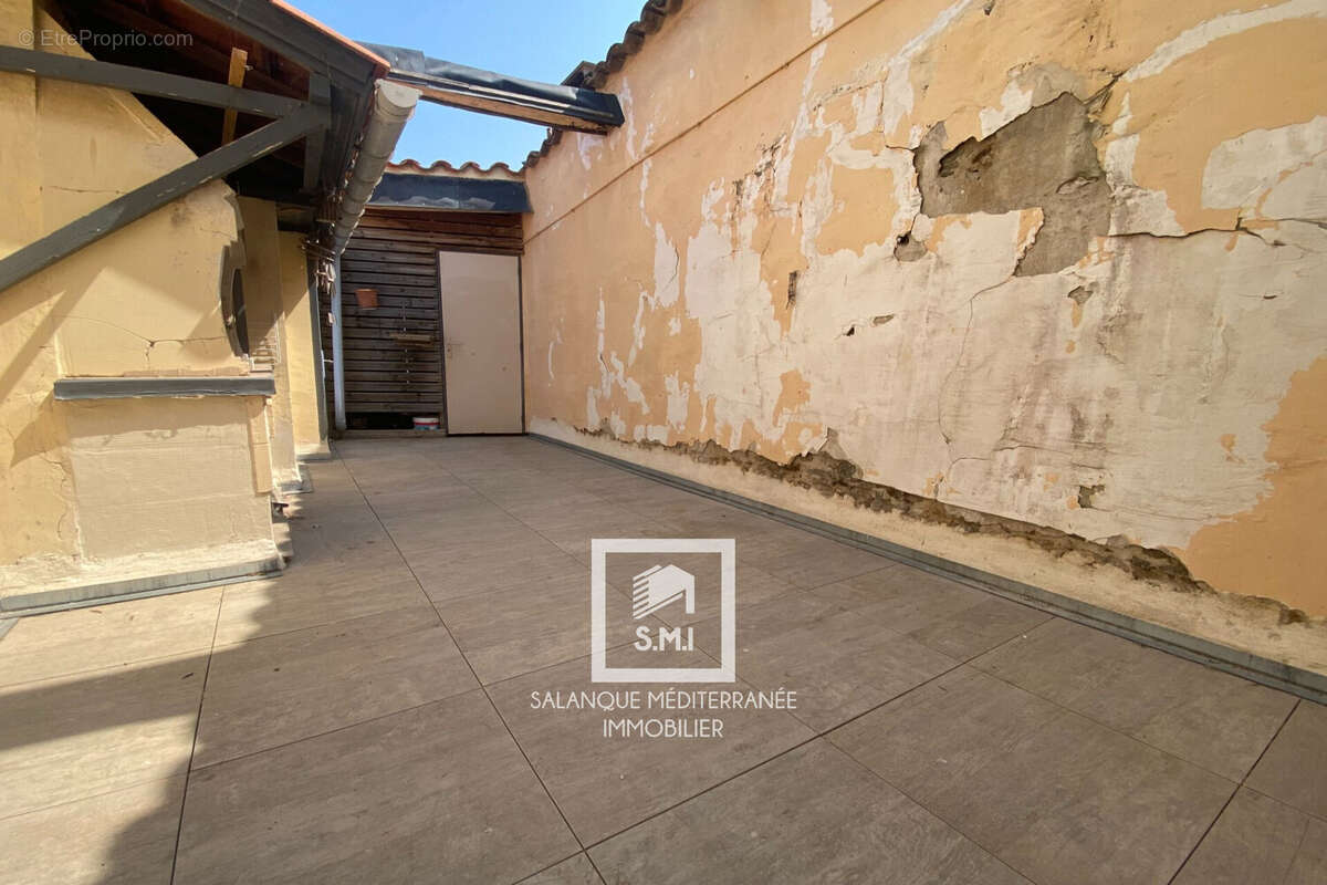 Maison 69 m² à Saint-Laurent-De-La-Salanque  - photo 3