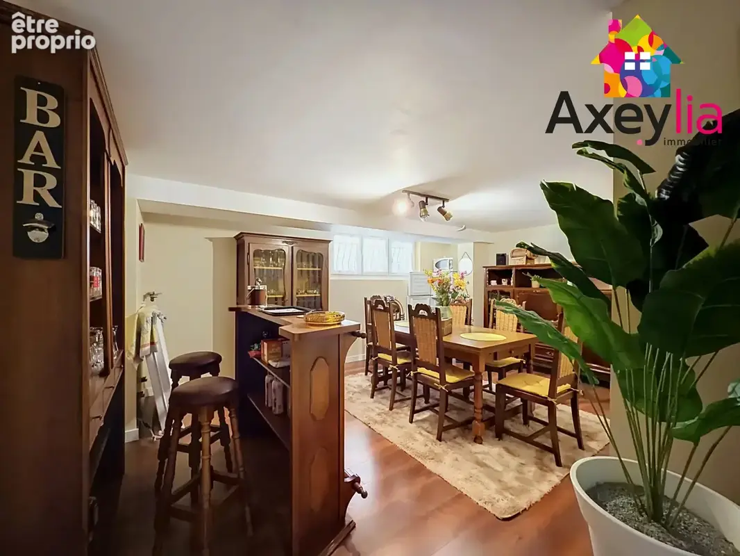 A vendre - feurs -  maison individuelle avec 5 chambres, grand garage et terrain - photo 15