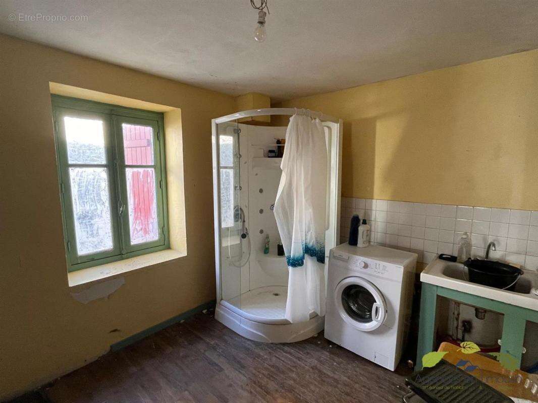 Maison à SAINT-MOREIL