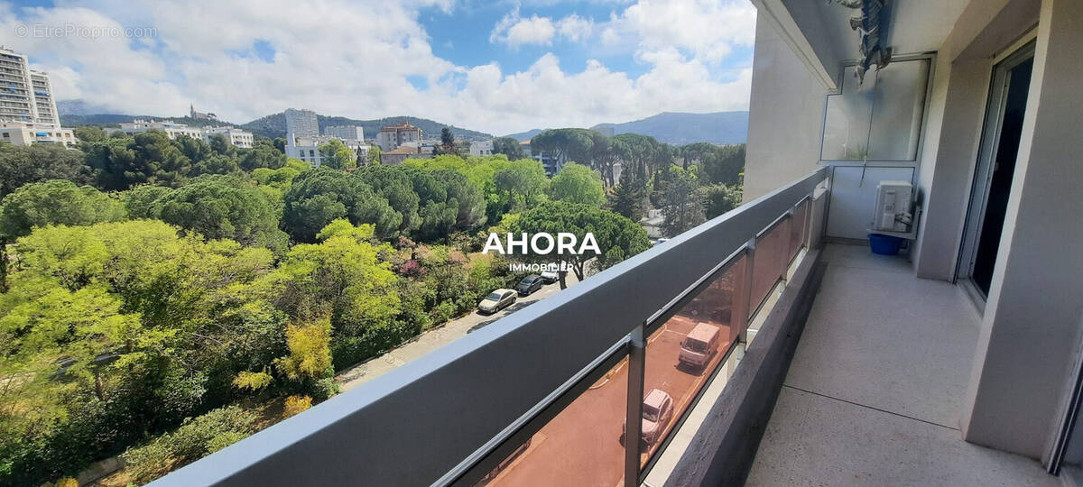 Appartement à MARSEILLE-9E