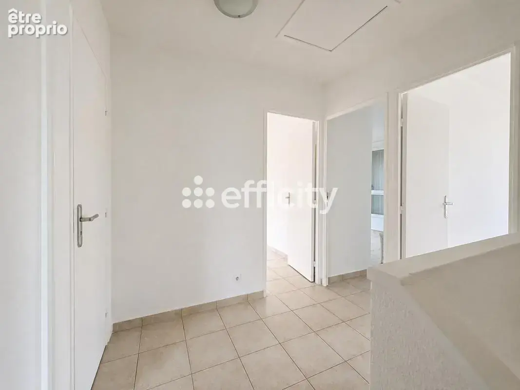 Maison 85 m² à Gardanne  - photo 7