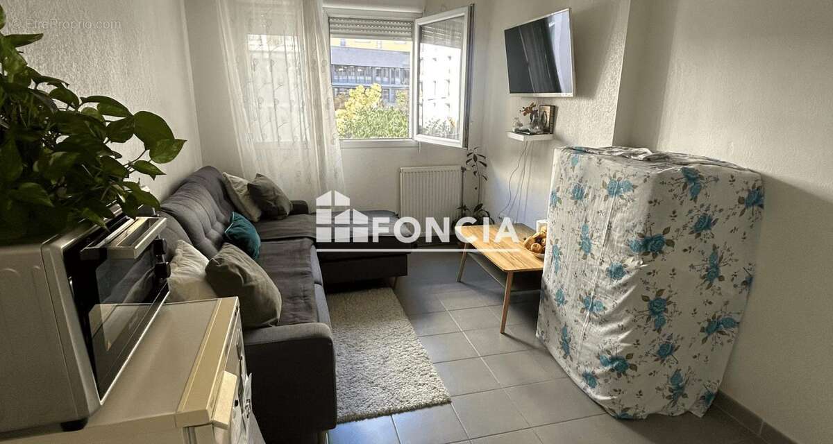 Appartement à MARSEILLE-2E