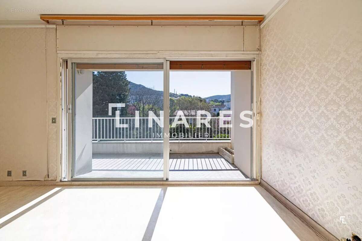 Appartement à MARSEILLE-9E