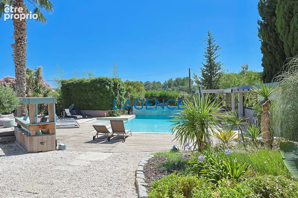 Villa de caractère  de 211 m2 au coeur des vignes avec piscine exposée plein sud - photo 3