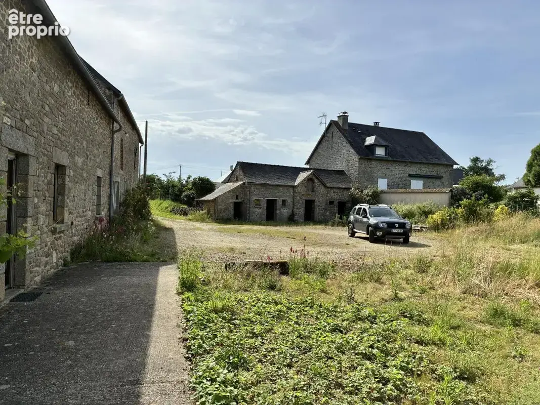 Maison 79 m² à La Bazoge-Montpincon  - photo 4