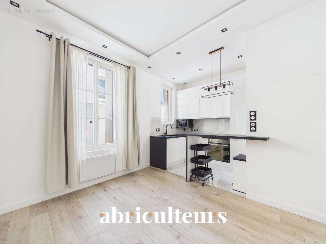 Appartement - 42 m² - 3 pièces - Colombes Rue Maurice Berteaux - photo 2