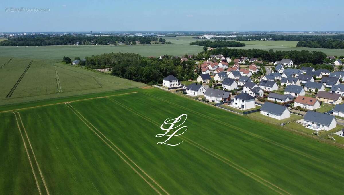 Terrain à GUICHAINVILLE