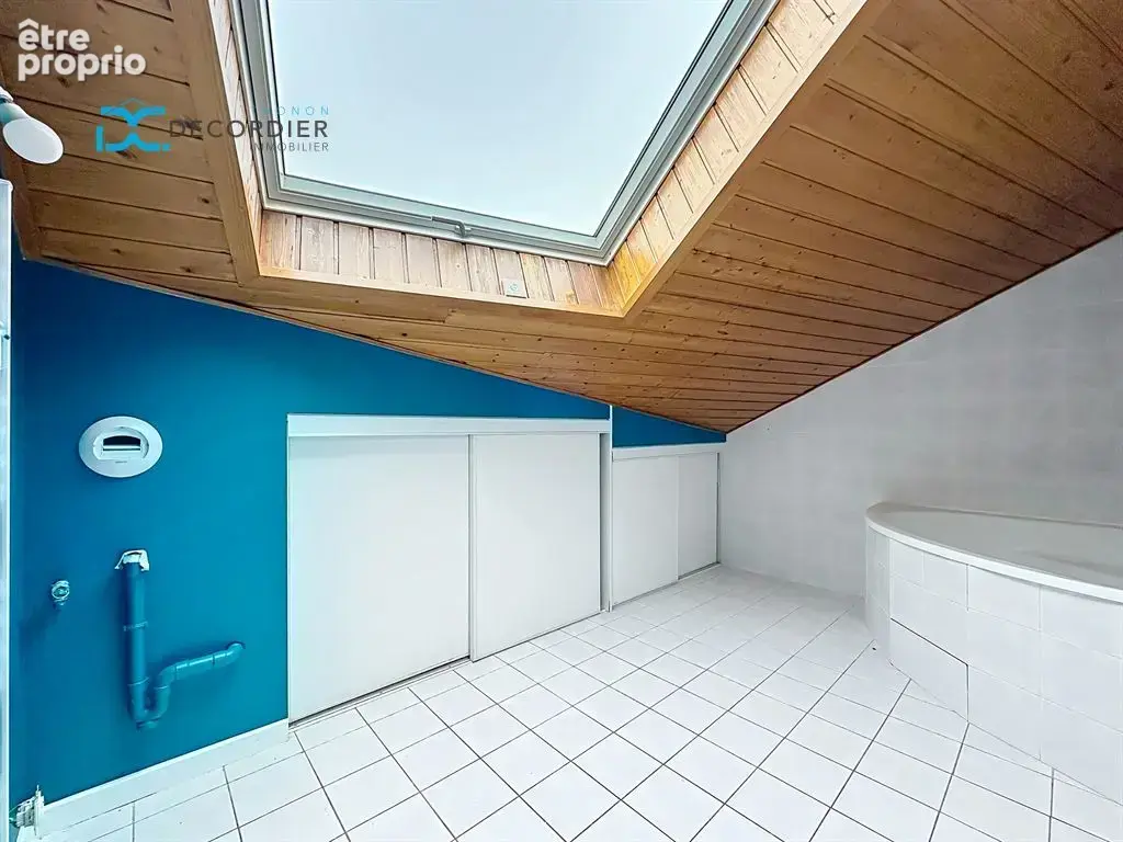 Thonon-les-Bains : T2 entièrement rénové - photo 12