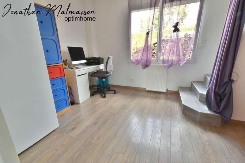 Charmante maison entièrement rénovée – 4 chambres – Terrain clos – proche Évreux - photo 11