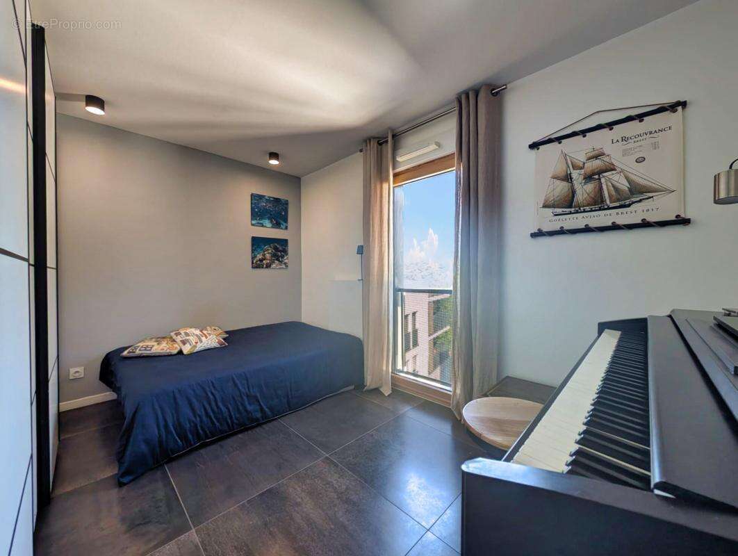 Appartement à LYON-9E