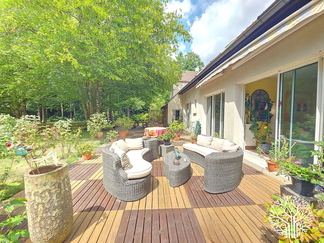 Maison à NOISY-SUR-ECOLE