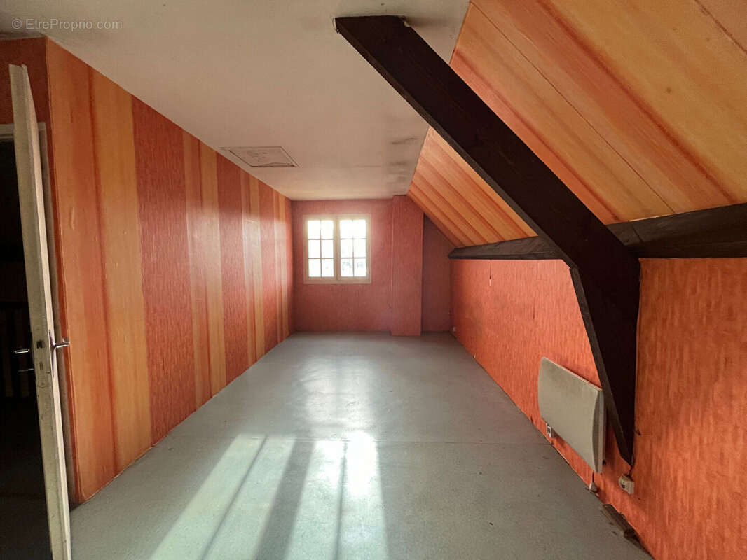 Maison à AUBIGNY-SUR-NERE