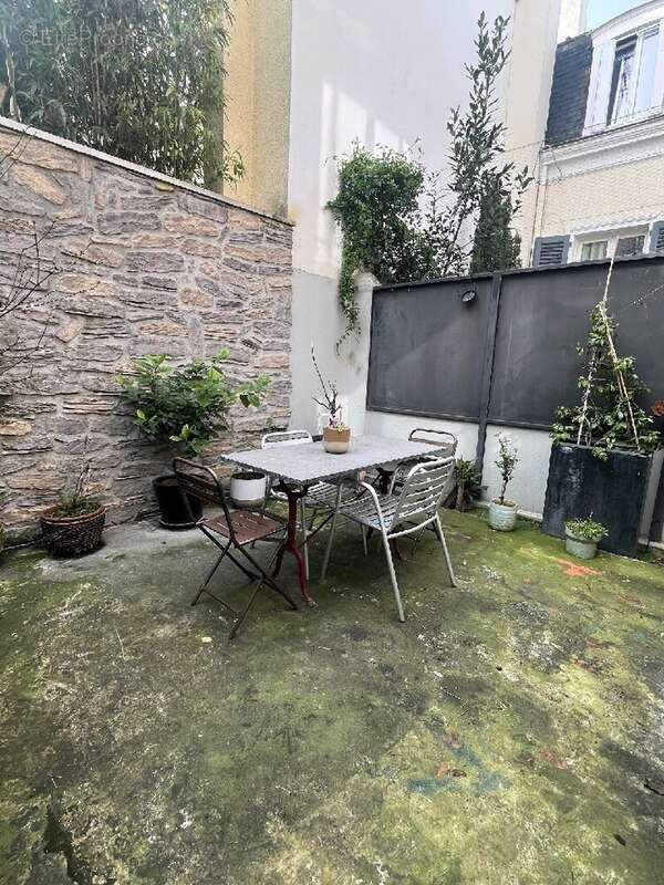 Maison à ASNIERES-SUR-SEINE