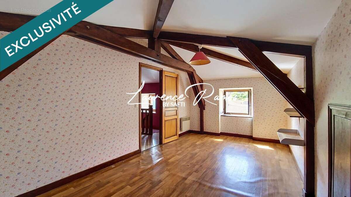 Photo 9 - Maison à CHAMBEZON