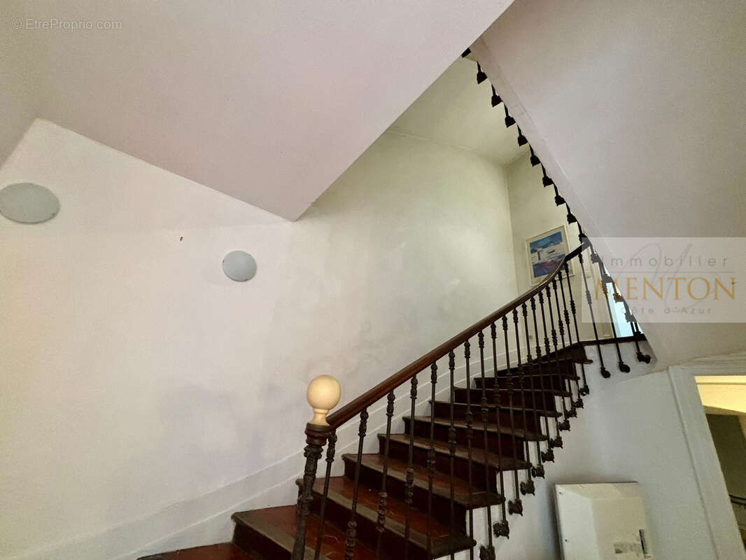 Appartement à MENTON