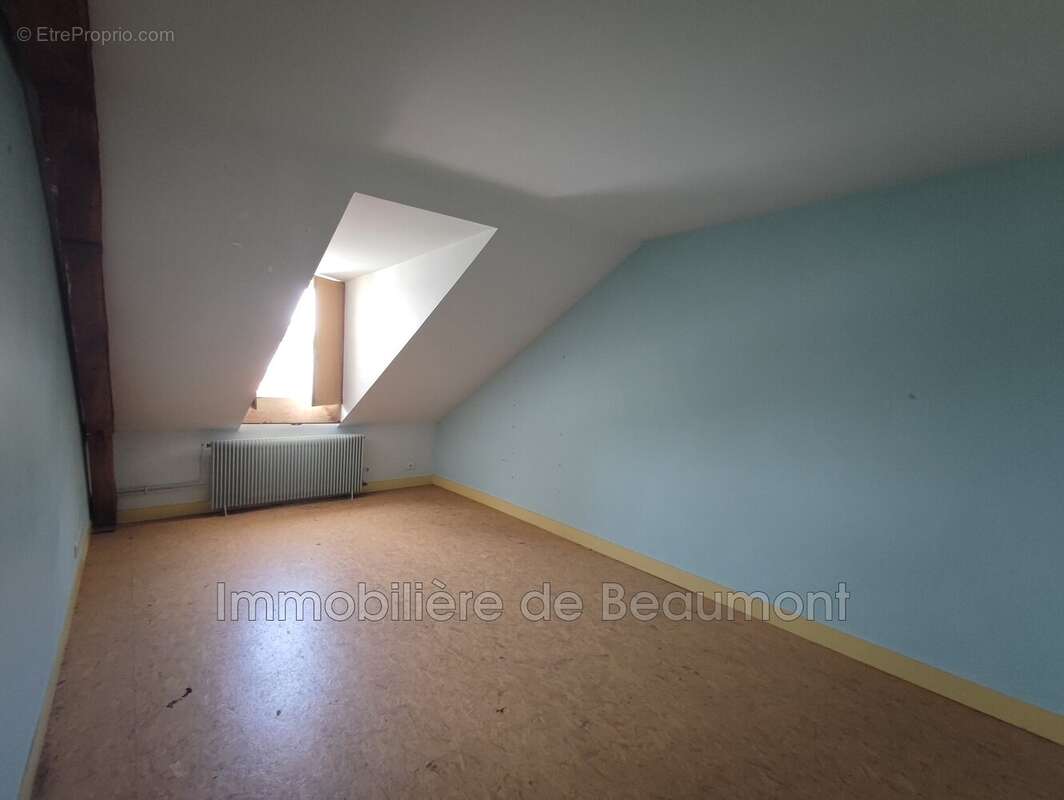 Appartement à BEAUMONT-LE-ROGER