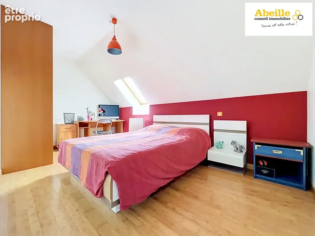 Maison contemporaine de 141 m2 hab. dependance de 29 m2. garage. terrain 800 m2. - photo 14