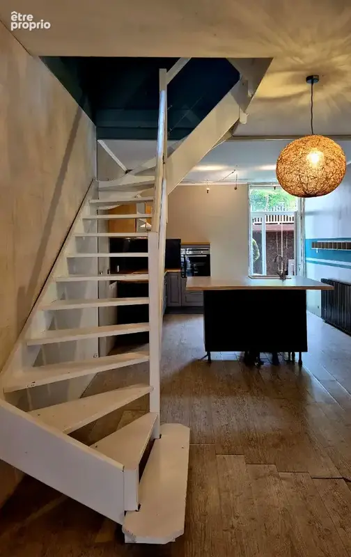 À DÉCOUVRIR - Une maison de ville pleine de charme avec jardin arboré ! - photo 11