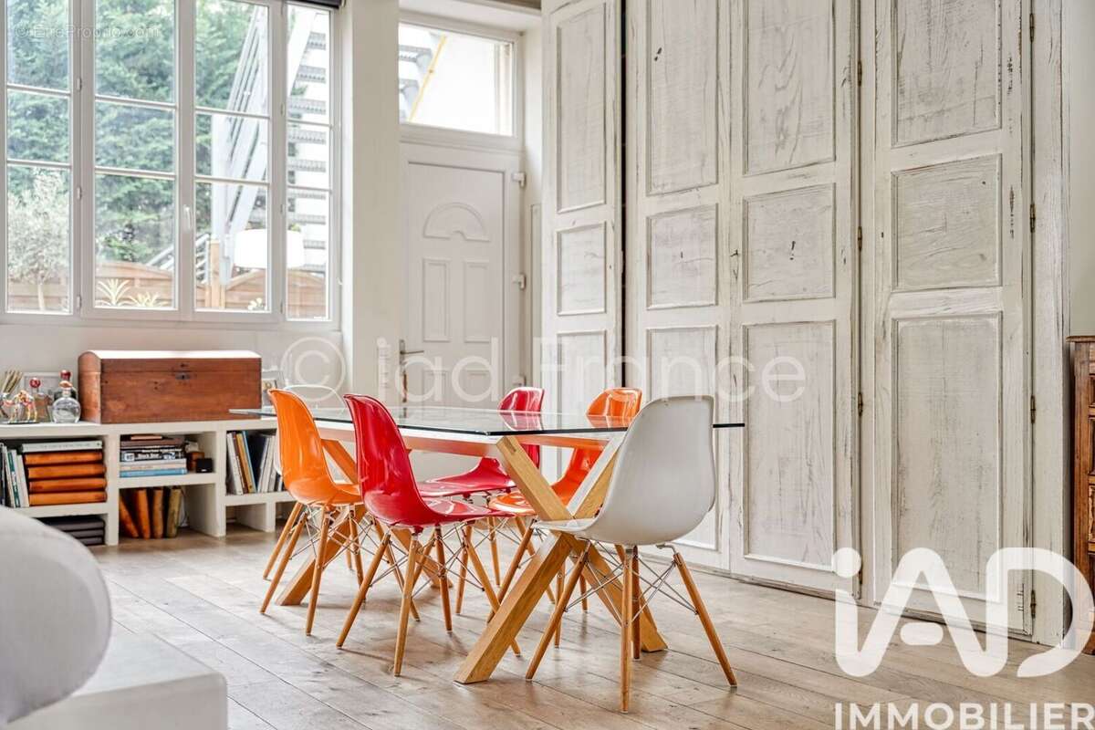 Photo 3 - Appartement à COURBEVOIE