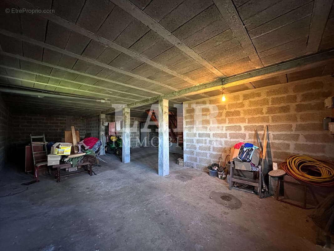 Maison à CONDE-SUR-HUISNE