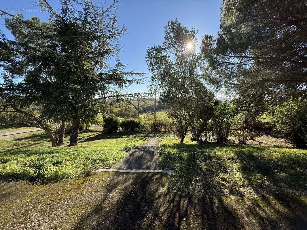 Maison à CASTELNAVET