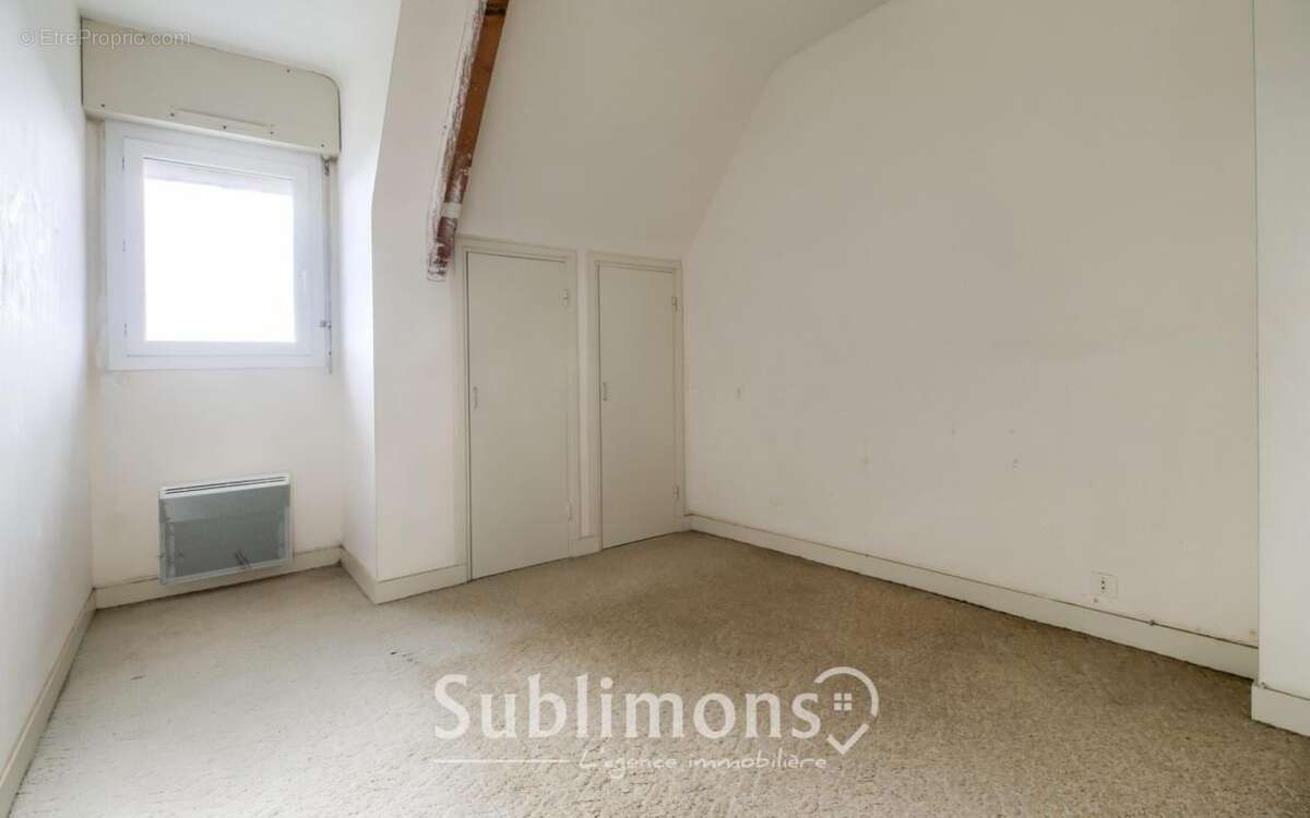 Maison à LOCOAL-MENDON