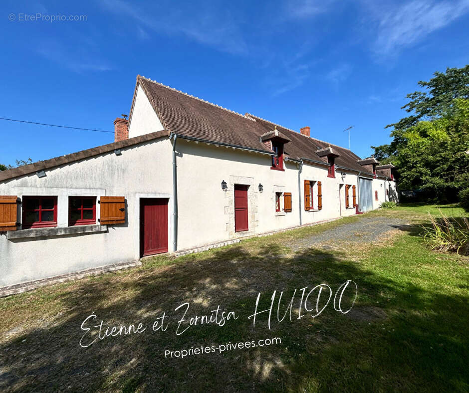 Maison à LA CHAPELLE-SAINT-LAURIAN