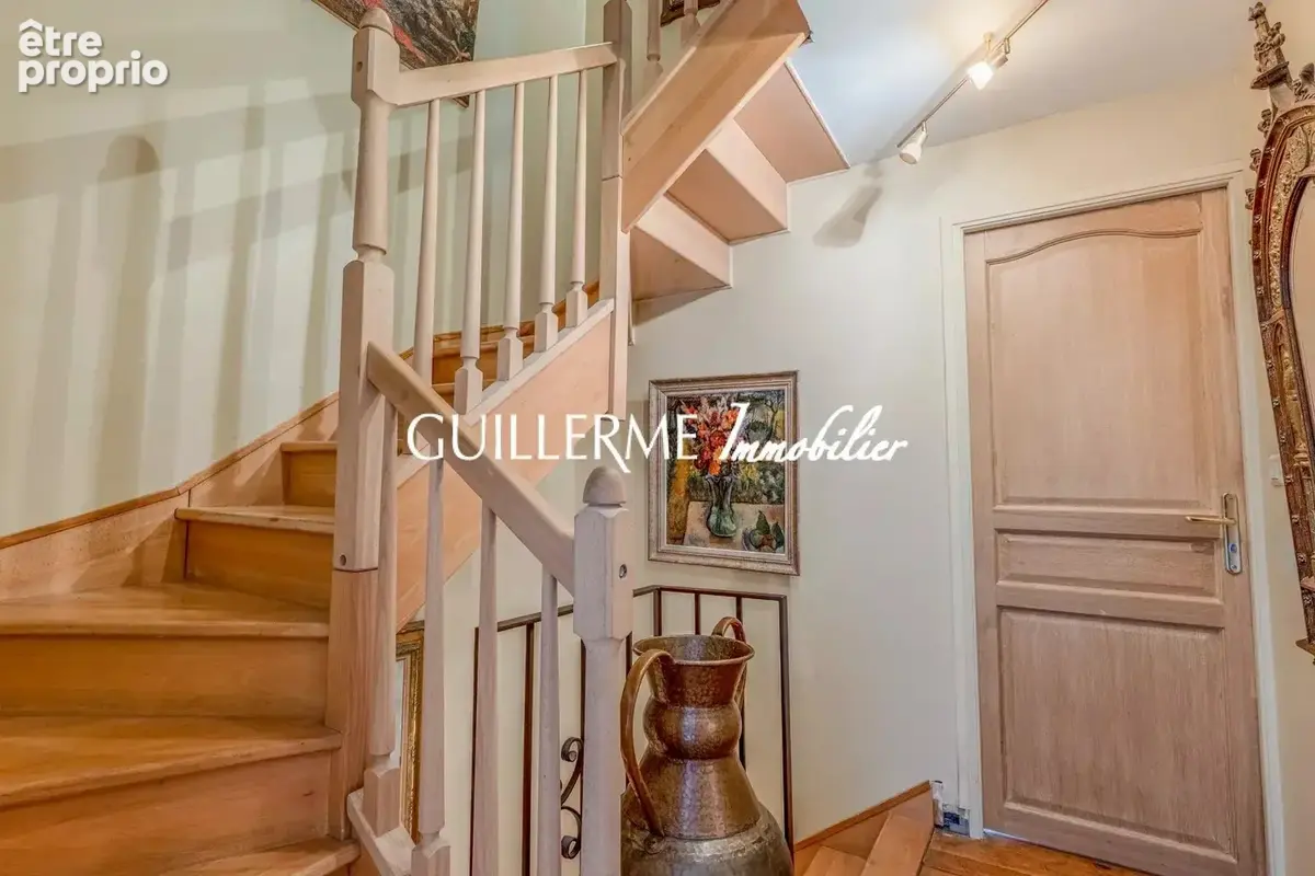 Dardilly-le-Bas  – 4 chambres – Terrasses – Solarium avec vue dégagée - photo 19